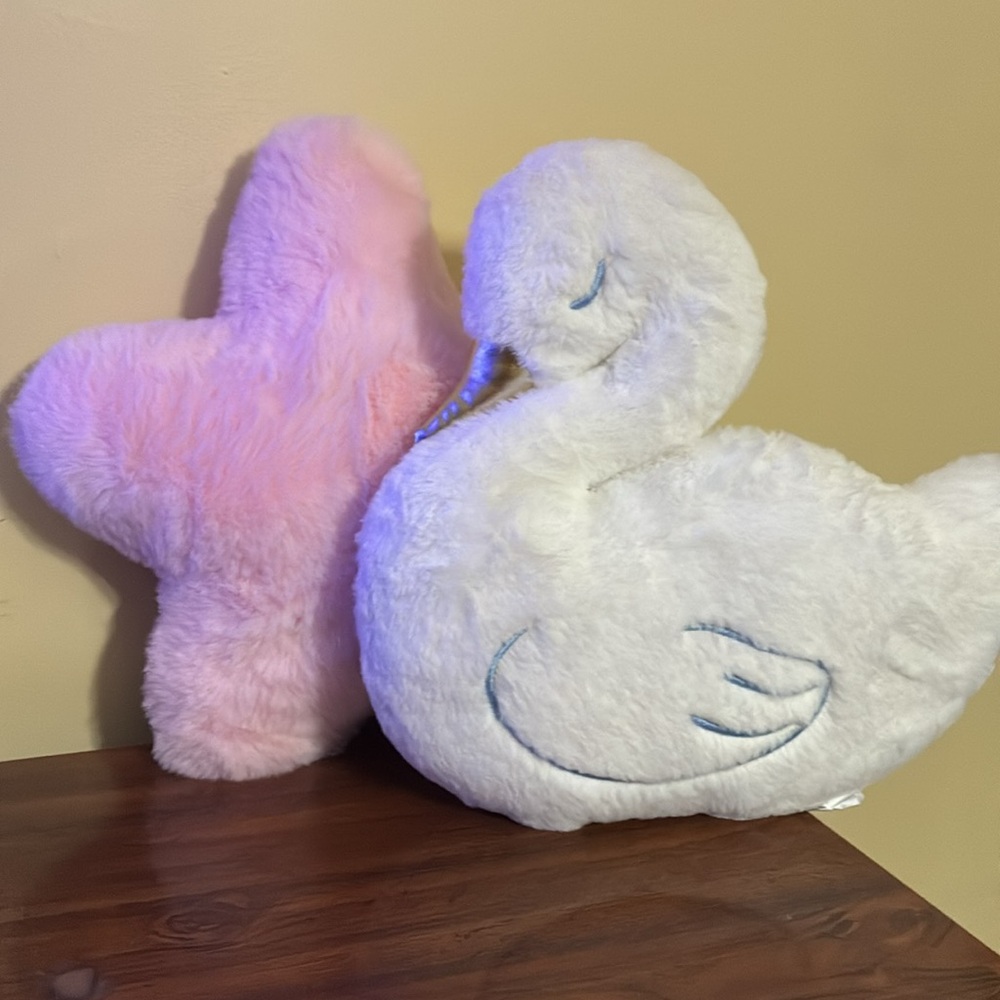 Calm & Sleepy Swan & Star Pillows - Picture 1 of 11